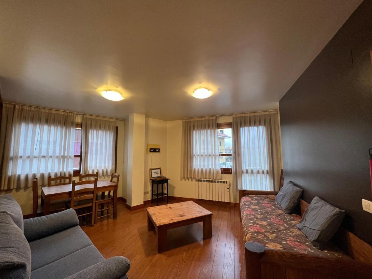 Apartamentos Cuirgu Felechosa Kültér fotó