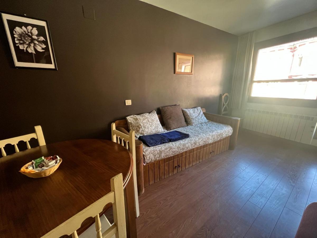 Apartamentos Cuirgu Felechosa Kültér fotó